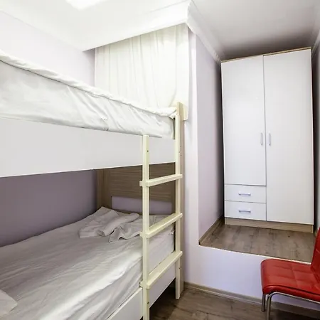 Lale Sultan Apartment